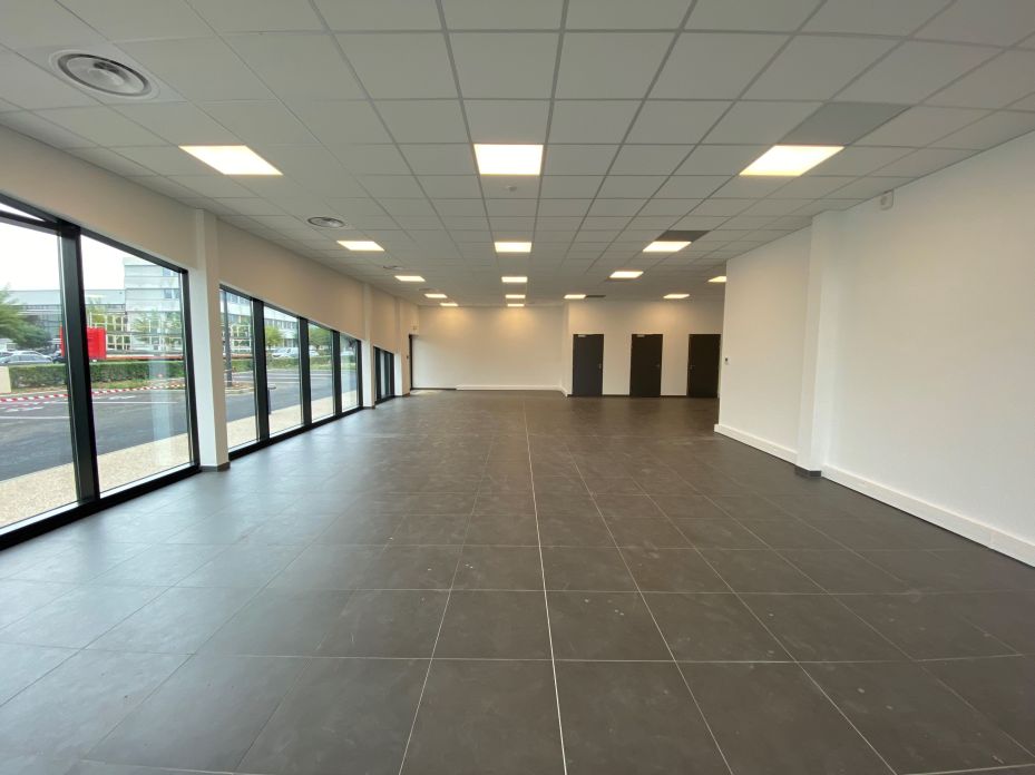Local d'activité Bonneuil-sur-Marne 311m² Location local d'activité Bonneuil-sur-Marne Val-de-Marne OLACT2316562 1